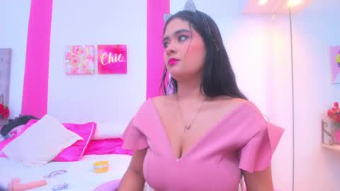 Scarlette  online show from 24, 1, 2025