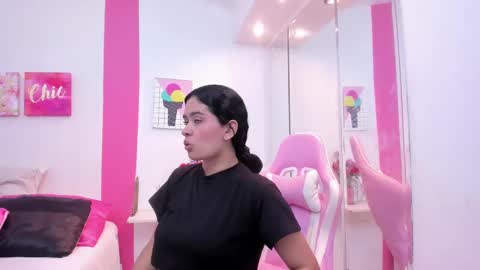 Scarlette  online show from 28, 2, 2025