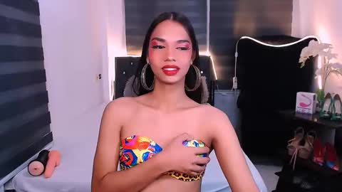 Snapshot of scarlette_sluttish_princess chatting on 5, 2, 2025 scarlette online show from 5, 2, 2025