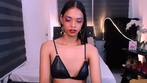 Snapshot of scarlette_sluttish_princess chatting on 19, 2, 2025 scarlette online show from 19, 2, 2025