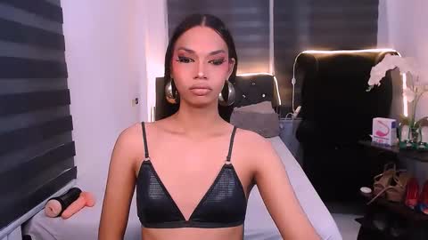 Snapshot of scarlette_sluttish_princess chatting on 27, 2, 2025 scarlette online show from 27, 2, 2025