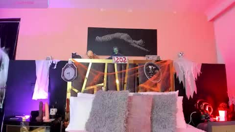 scarlettorres online show from 30, 10, 2025