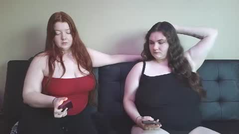 Snapshot of scarletttsinner chatting on 14, 7, 2026 scarletttsinner online show from 14, 7, 2026