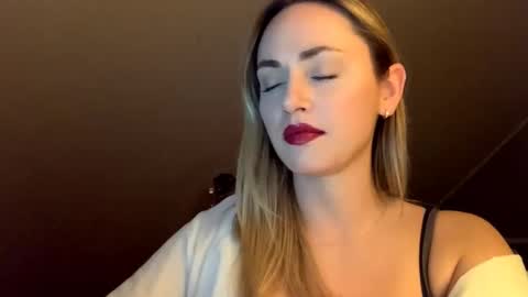 ScarlettxBlonde online show from 24, 3, 2026