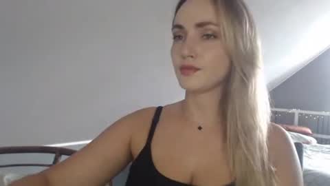 ScarlettxBlonde online show from 1, 7, 2026