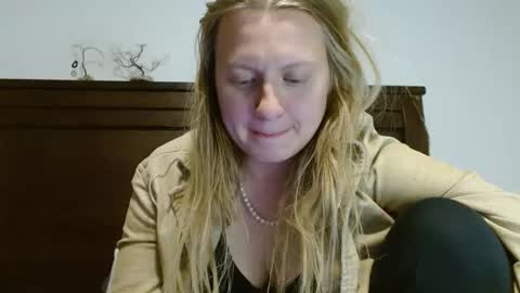 ScarTit Bernhard online show from 25, 2, 2025