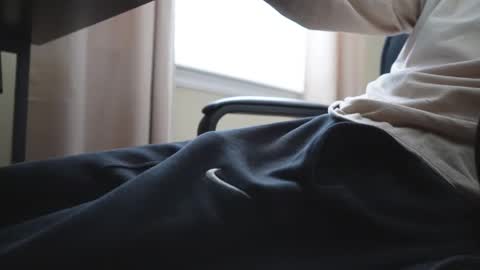 Skinny College Boy online show from 5, 2, 2026