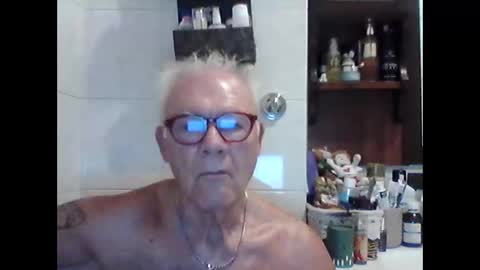 Snapshot of schizzodoro chatting on 20, 9, 2025 schizzodoro online show from 20, 9, 2025