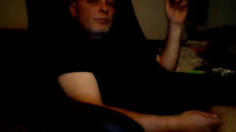 Snapshot of schnibschnab chatting on 7, 10, 2025 schnibschnab online show from 7, 10, 2025