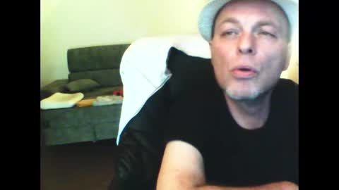 Snapshot of schnibschnab chatting on 12, 3, 2026 schnibschnab online show from 12, 3, 2026
