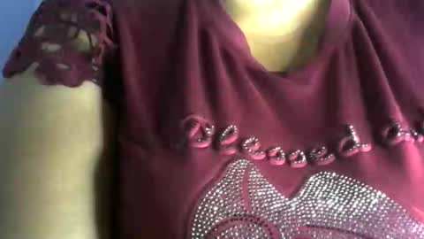 Snapshot of schoco_milf chatting on 21, 9, 2025 mai latina online show from 21, 9, 2025