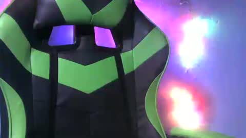 mai latina online show from 15, 4, 2026