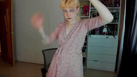 Rina online show from 6, 7, 2026