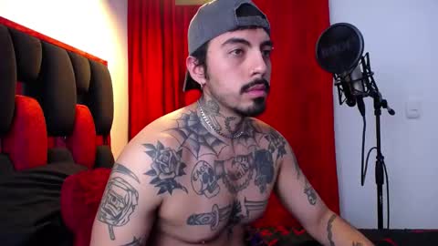 Snapshot of scockpion_ chatting on 16, 5, 2026 Alejandro help me to reach 200 thumps up online show from 16, 5, 2026
