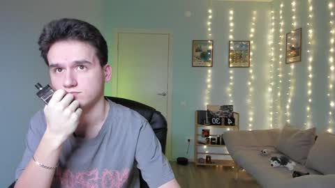 Snapshot of scooby_r chatting on 21, 12, 2024 Thomas brunette and Alex blond online show from 21, 12, 2024