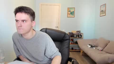 Snapshot of scooby_r chatting on 23, 2, 2025 Thomas brunette and Alex blond online show from 23, 2, 2025