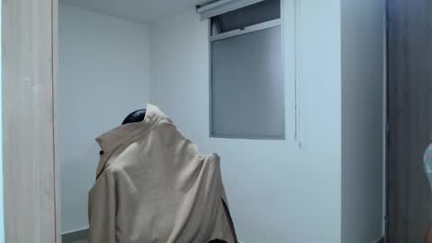 Twitter Scott brasher1 Instagram Camiloestuardo2 online show from 3, 1, 2025