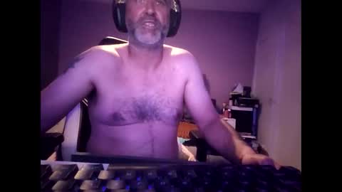 Snapshot of scottish79111 chatting on 22, 5, 2026 scottish79111 online show from 22, 5, 2026