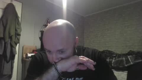 Snapshot of scottish_alien chatting on 4, 4, 2026 Richard James online show from 4, 4, 2026