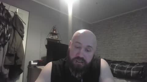 Snapshot of scottish_alien chatting on 8, 4, 2026 Richard James online show from 8, 4, 2026