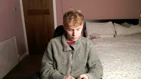 Snapshot of scottish_twink01 chatting on 14, 9, 2025 danny online show from 14, 9, 2025
