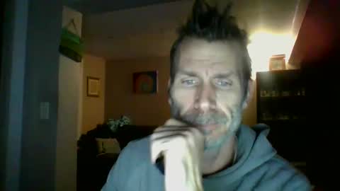 Snapshot of scroach11 chatting on 23, 1, 2025 GettOffMyLawn online show from 23, 1, 2025