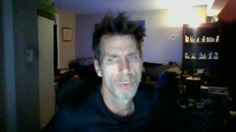 Snapshot of scroach11 chatting on 20, 4, 2026 GettOffMyLawn online show from 20, 4, 2026