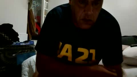 Snapshot of scubi007 chatting on 6, 10, 2025 scubi007 online show from 6, 10, 2025