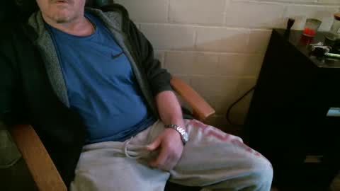 Snapshot of sdh69 chatting on 5, 1, 2025 eating pussy sucking dick online show from 5, 1, 2025