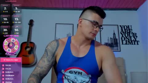 Snapshot of sean_carrera69 chatting on 20, 12, 2024 Sean Carrera online show from 20, 12, 2024