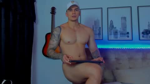 Snapshot of sean_carrera69 chatting on 8, 1, 2025 Sean Carrera online show from 8, 1, 2025