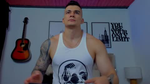 Snapshot of sean_carrera69 chatting on 20, 1, 2025 Sean Carrera online show from 20, 1, 2025