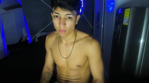 Sean Scoth online show from 2, 3, 2025