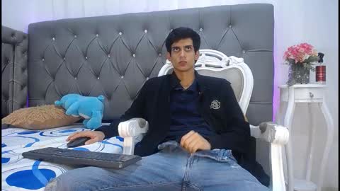 Snapshot of sebalexis7 chatting on 23, 10, 2025 sebalexis7 online show from 23, 10, 2025