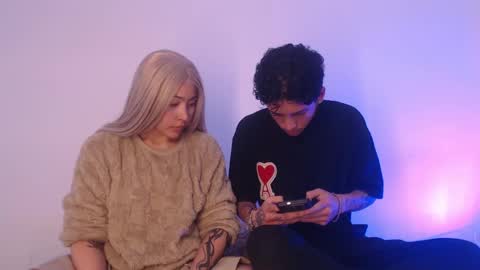 Snapshot of sebas_and_mila chatting on 19, 9, 2025 CAMILA Y SEBASTIAN online show from 19, 9, 2025
