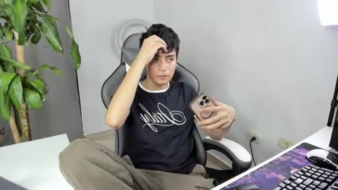 sebastian online show from 11, 3, 2026