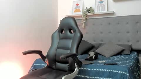 Snapshot of sebastamayo_ chatting on 2, 2, 2026 SEBAS online show from 2, 2, 2026