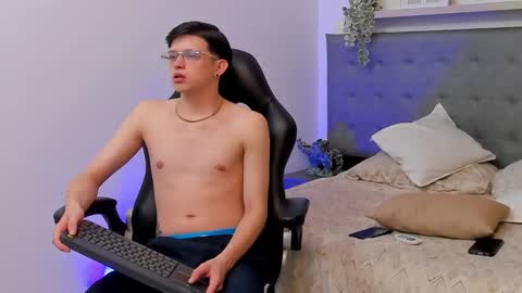 Snapshot of sebastamayo_ chatting on 27, 2, 2026 SEBAS online show from 27, 2, 2026