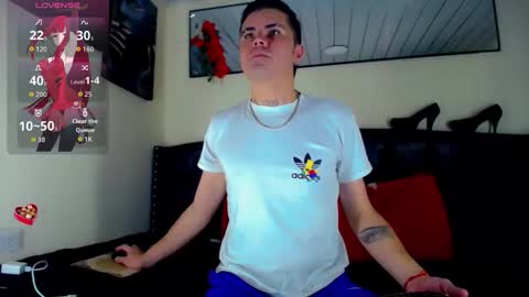 Snapshot of sebastian_loaiza chatting on 2, 11, 2025 Sebastian online show from 2, 11, 2025