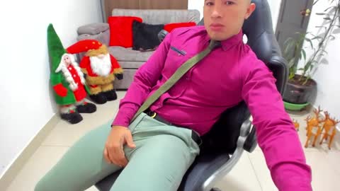 juan  sebastian online show from 29, 12, 2024