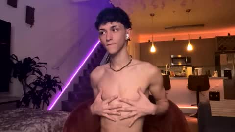 Snapshot of sebastianerosxxx chatting on 7, 6, 2026 SebastianErosX online show from 7, 6, 2026