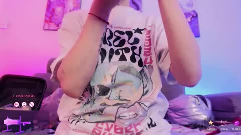     .  INDEPENDENT MODEL online show from 21, 2, 2026