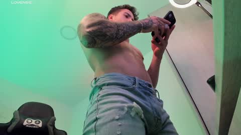 Lucian Sinclair online show from 7, 2, 2025