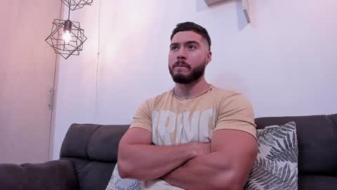 Instagram jeanpaulfit  online show from 24, 1, 2025