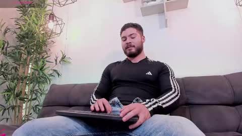 Instagram jeanpaulfit  online show from 5, 3, 2025