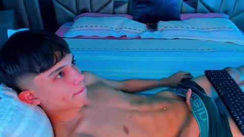 Snapshot of sebax_00 chatting on 11, 9, 2025 Sebastian online show from 11, 9, 2025