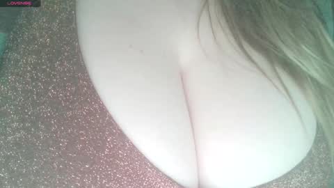 Sunny online show from 4, 1, 2025