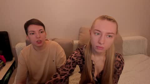 Amanda and  pair in a real life we love each other but can play with you online show from 17, 1, 2025