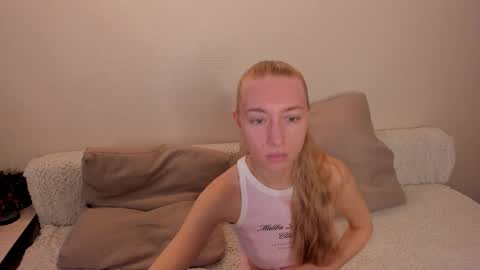 Amanda and  pair in a real life we love each other but can play with you online show from 25, 10, 2025