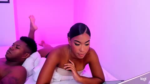 Emy y Ethan online show from 21, 3, 2026